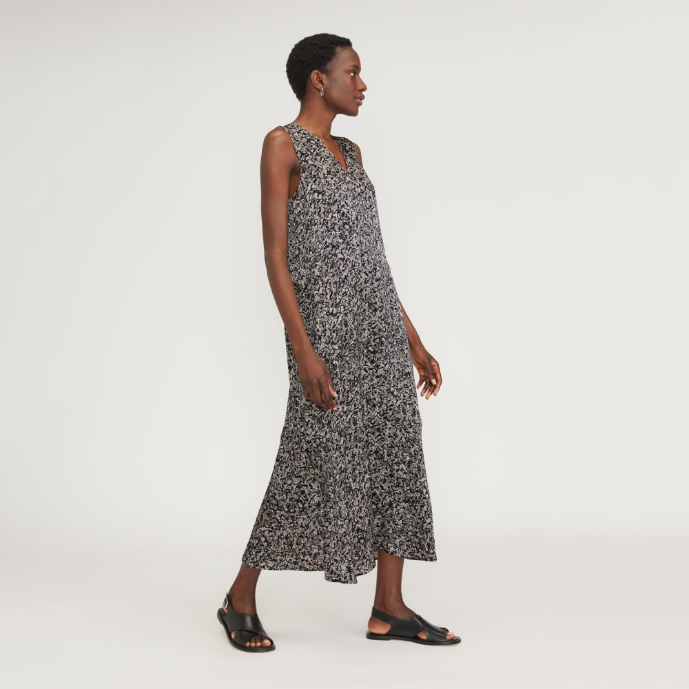 The Satin V-Neck Maxi Dress | Splatter-styoma