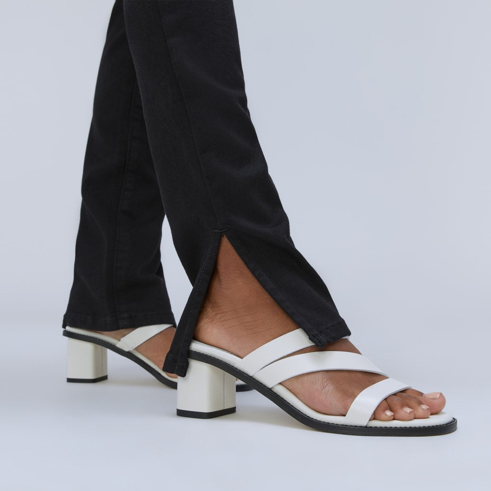 The Way-High® Skinny Split Hem Jean  | Black-styoma