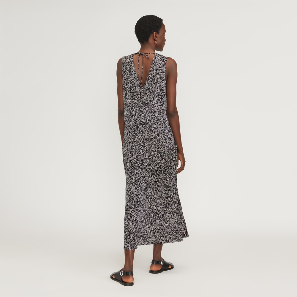 The Satin V-Neck Maxi Dress | Splatter-styoma