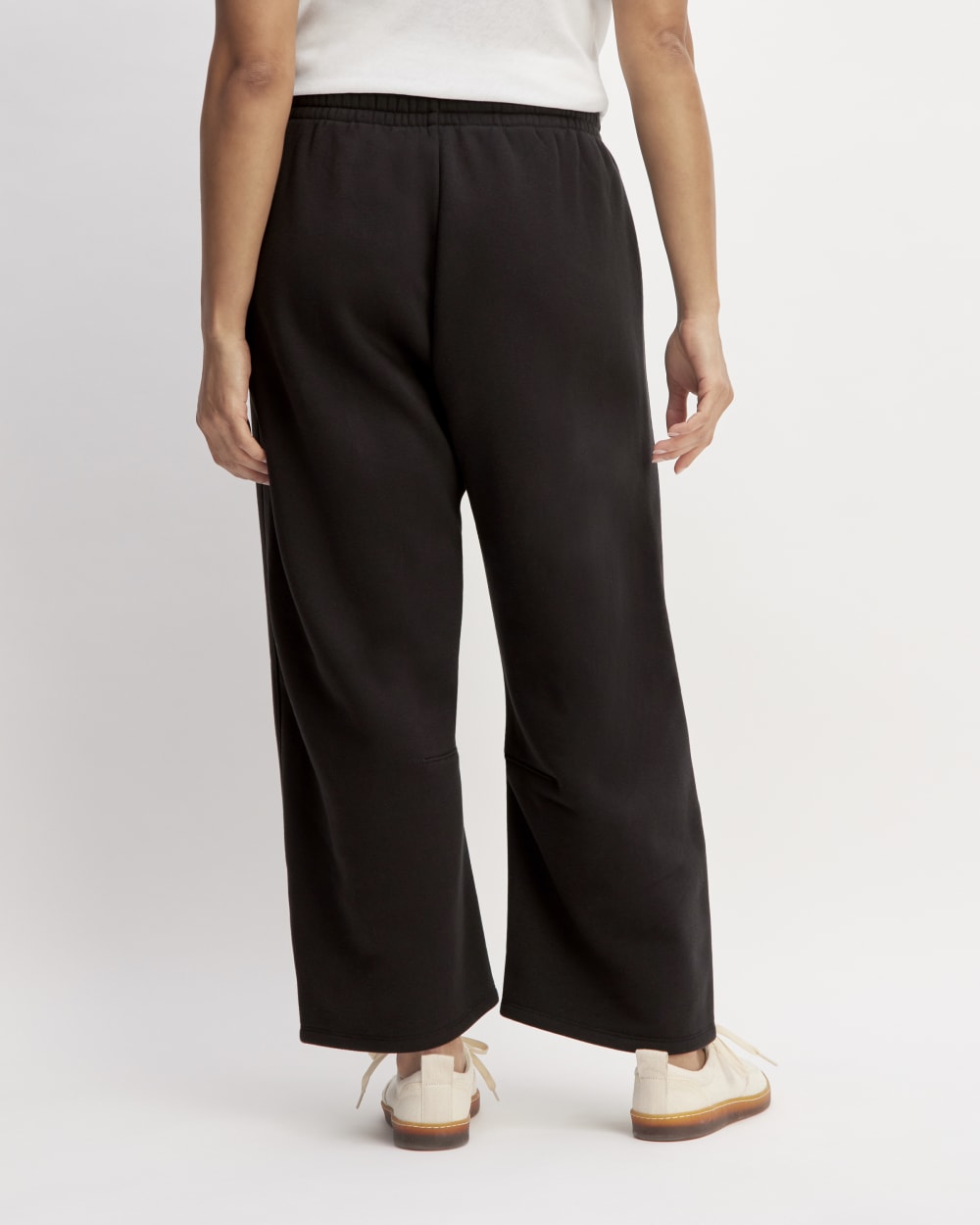 The ReTrack Barrel Sweatpant | Black-styoma