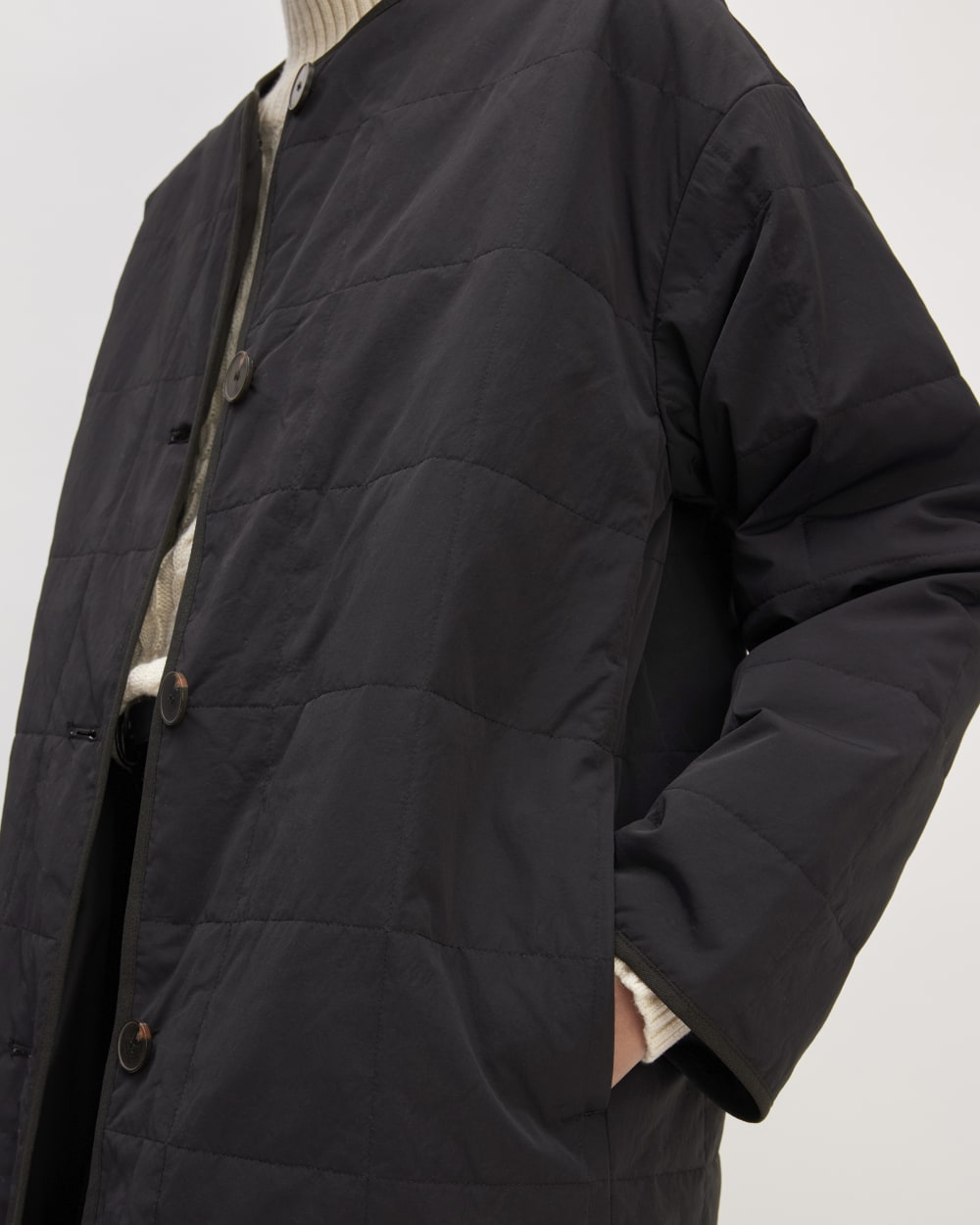 The ReNew Quilted Long Liner | Black-styoma