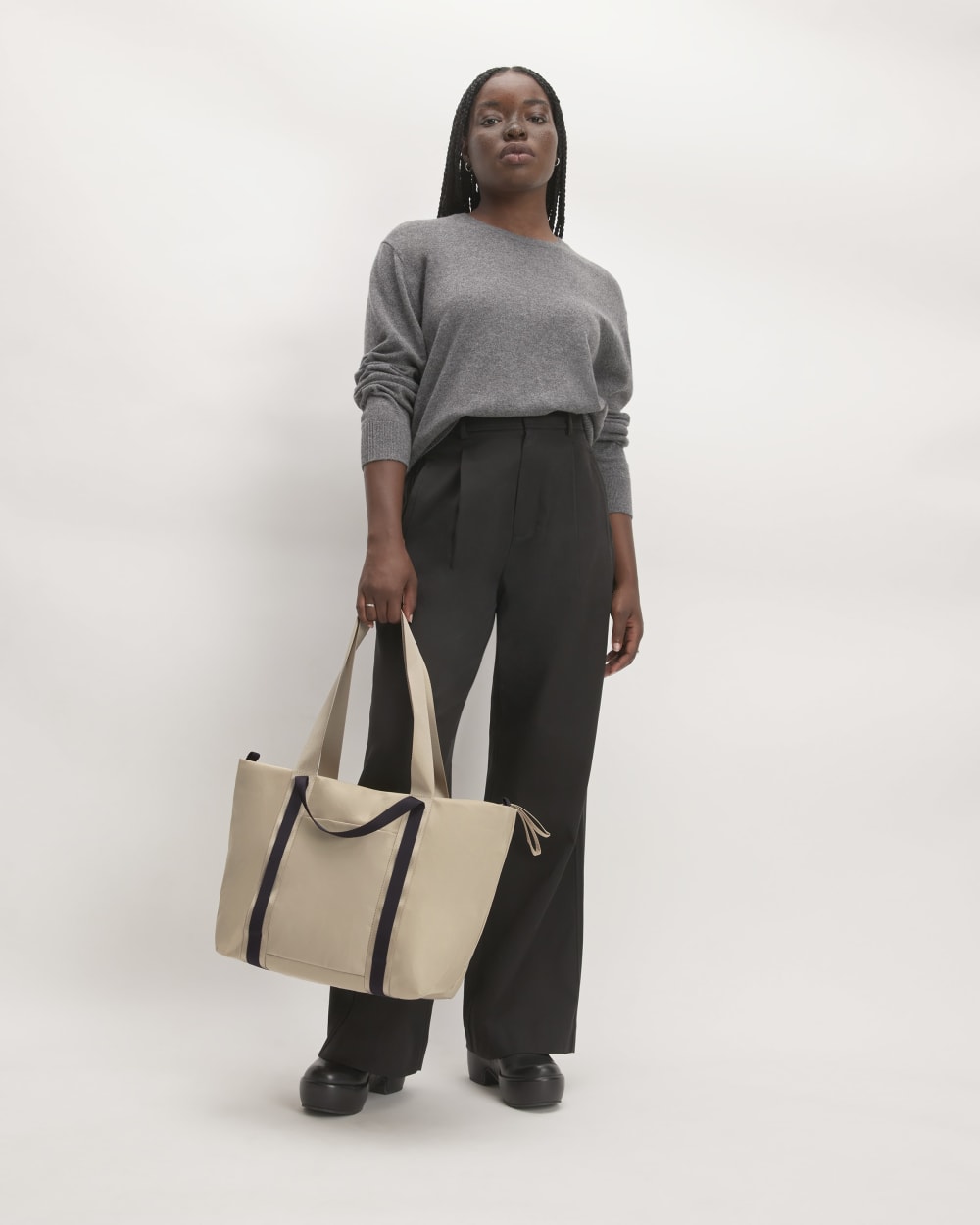 The Recycled Nylon Tote | Khaki-styoma