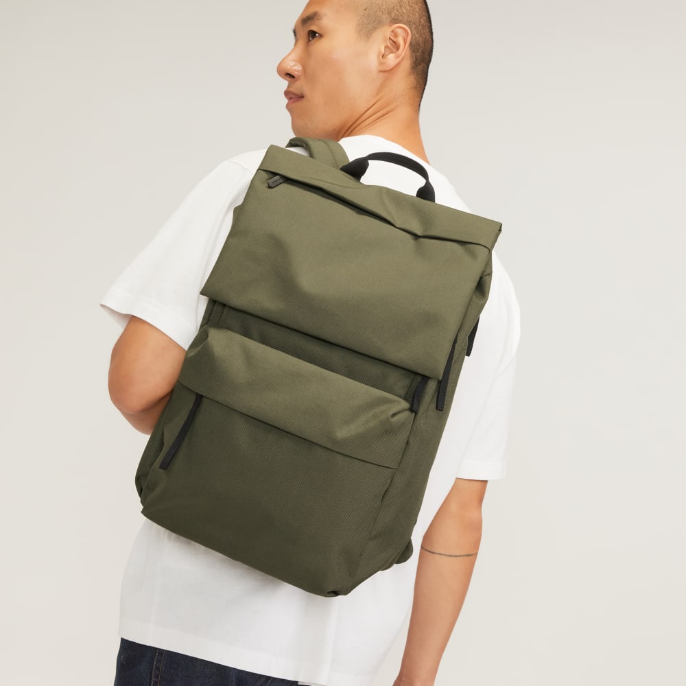The ReNew Transit Backpack | Kalamata-styoma