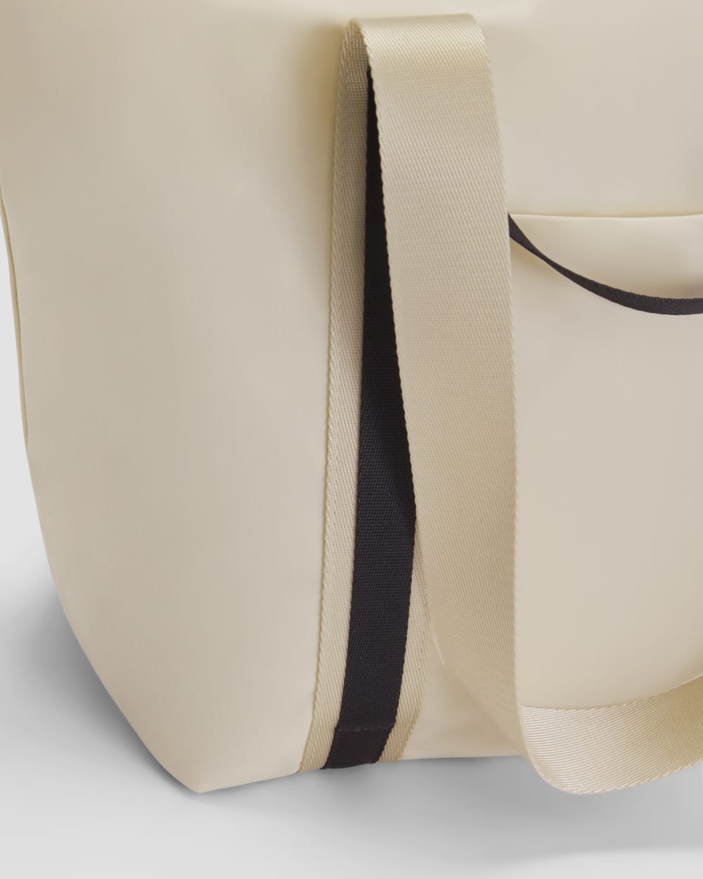 The Recycled Nylon Tote | Parchment-styoma