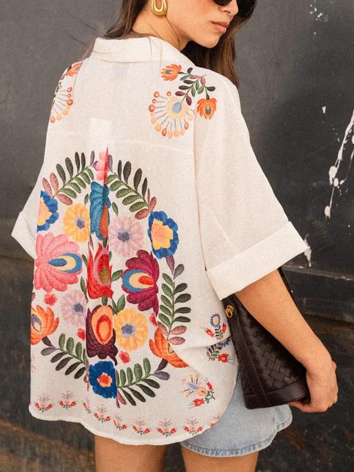 Carla short-sleeved shirt with floral pattern