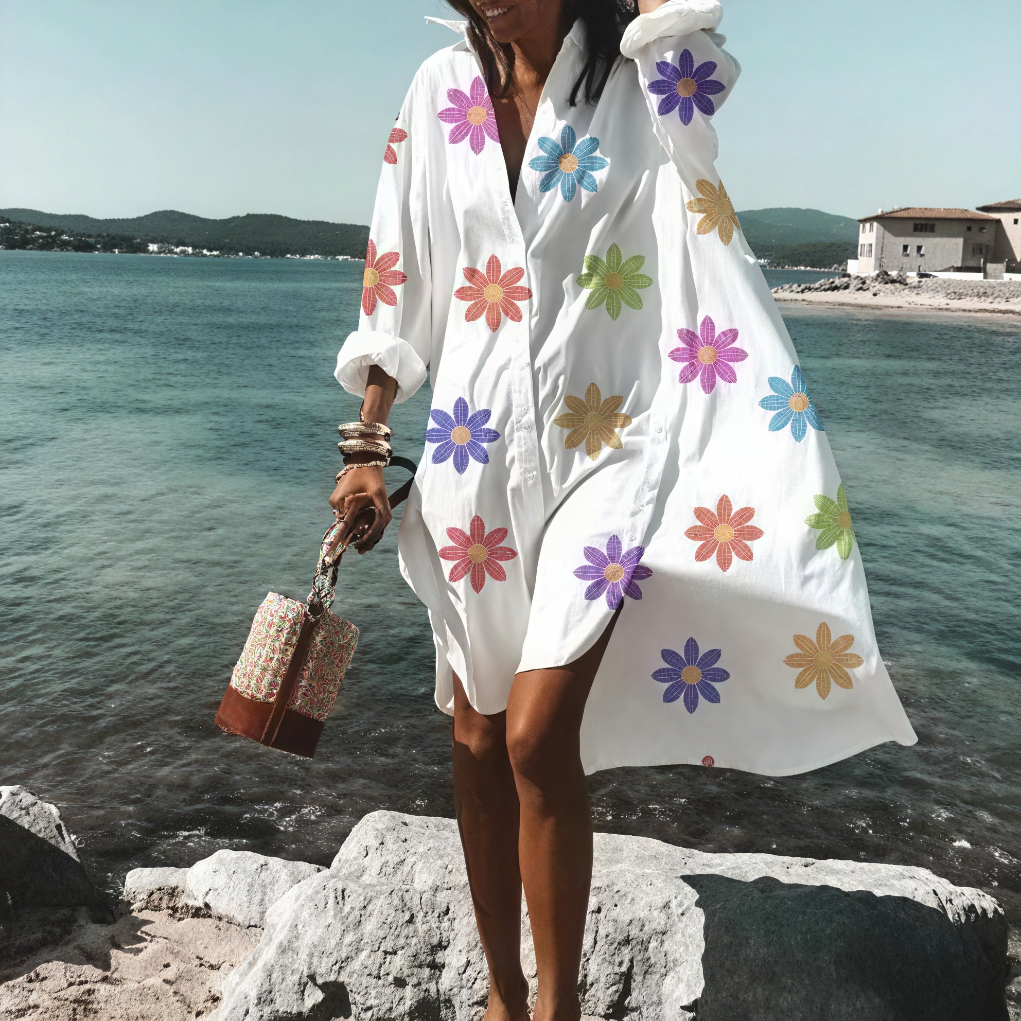 Loose-fitting summer button-down dress for the beach