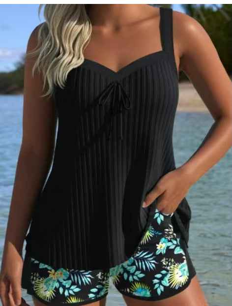 Women's swimwear set with a floral pattern