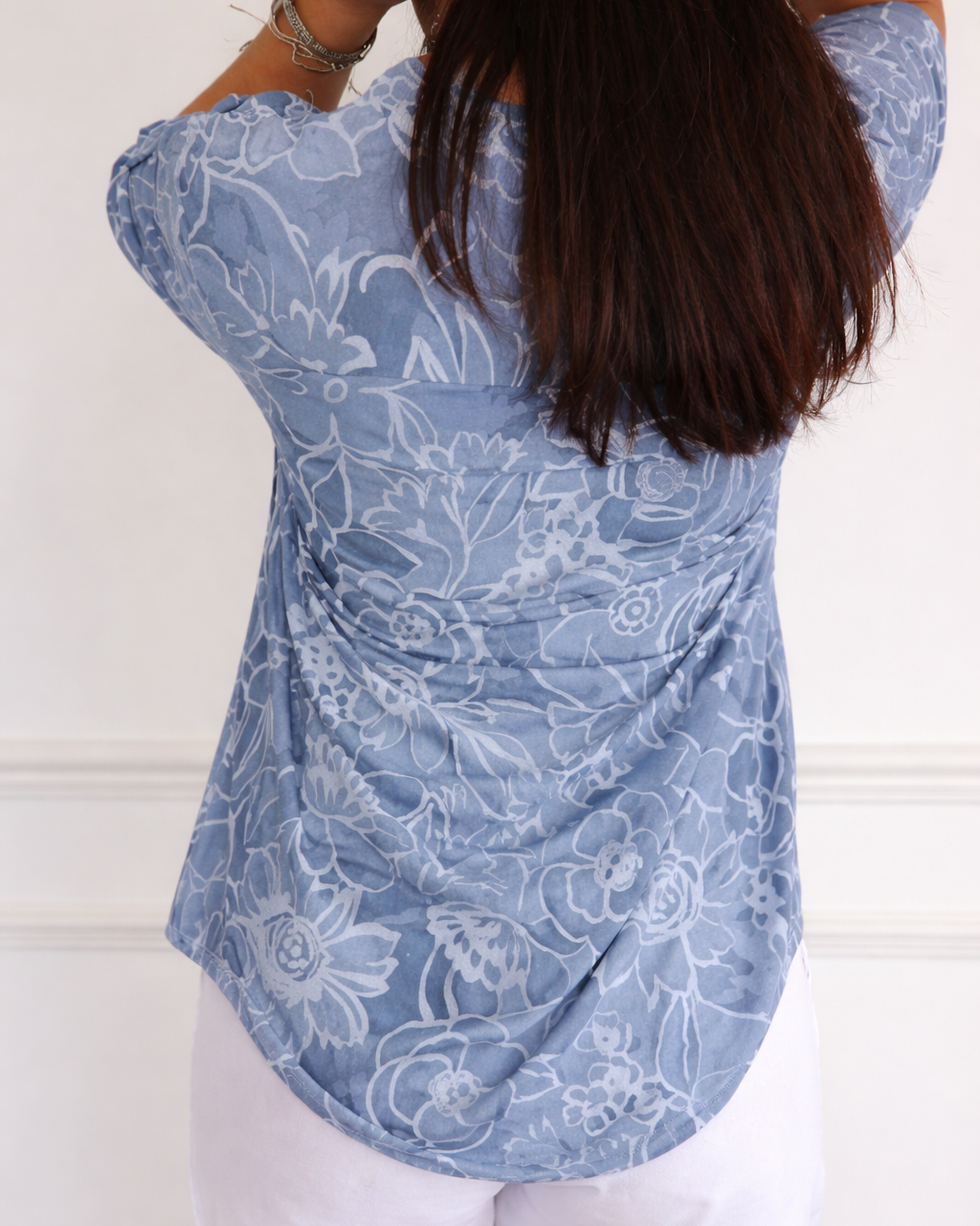  Elegant Blouse with Pocket