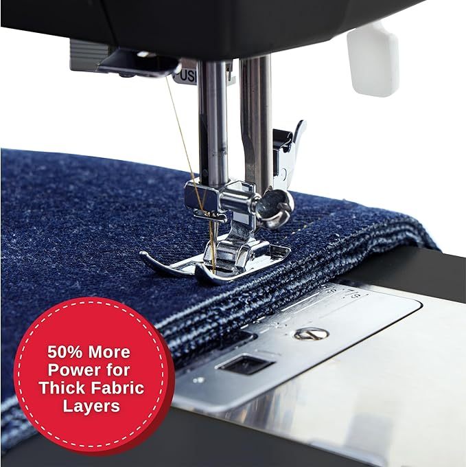 Máquina de coser negra de alta velocidad con kit de accesorios, motor fuerte con potencia de perforación mejorada, 110 aplicaciones de puntadas, marco de metal completo, ojal de 1 paso y