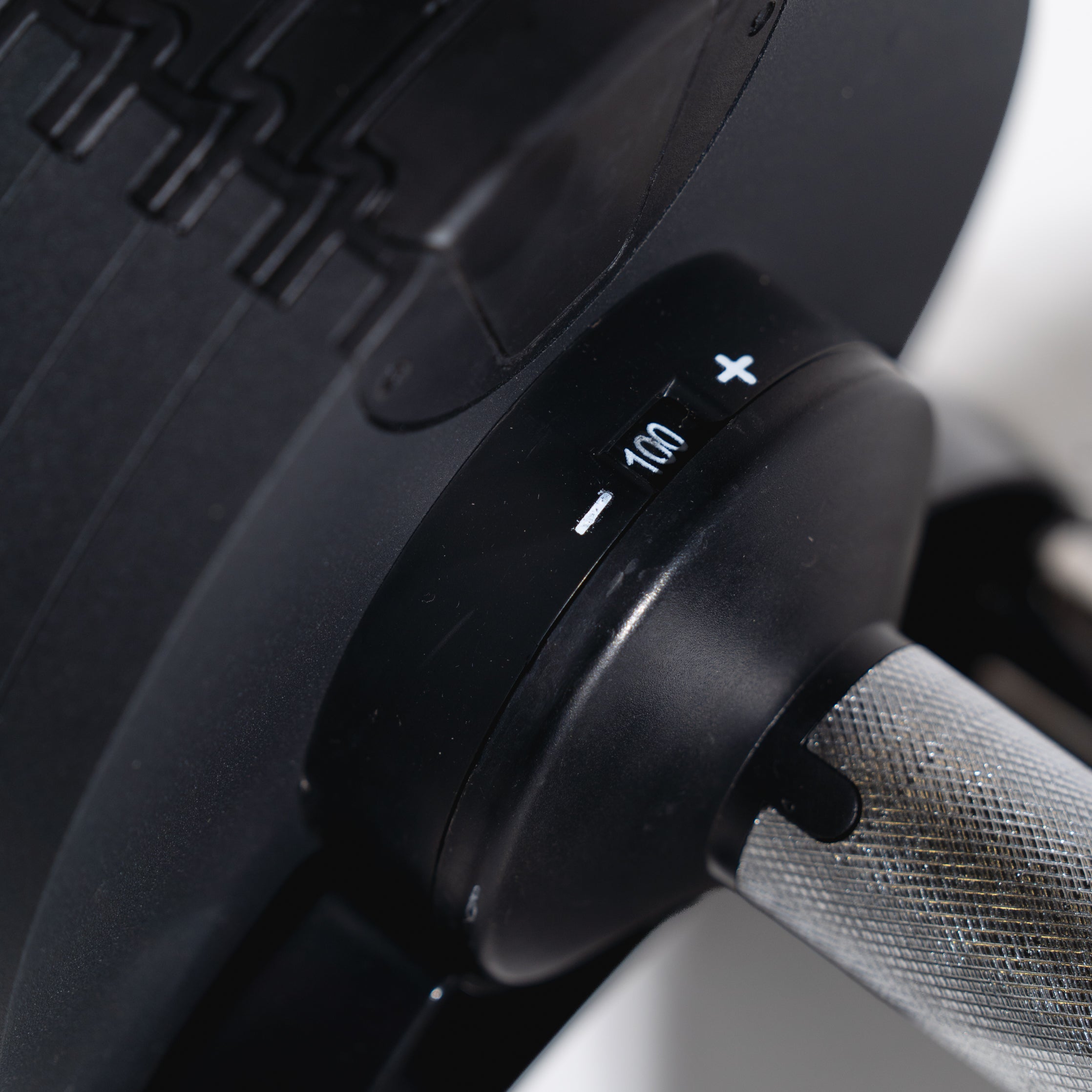 2-Piece Turn-Handle Adjustable Dumbbell 5-120lb Set