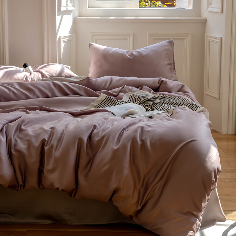 TENCEL™ Lyocell Bedding Set – Berry & Blossom Collection