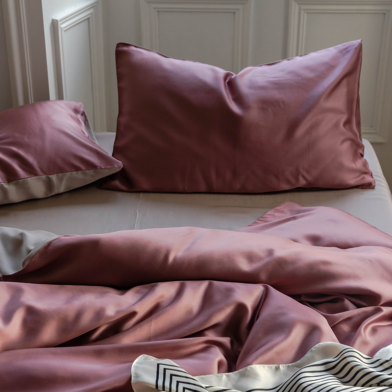 TENCEL™ Lyocell Bedding Set – Berry & Blossom Collection