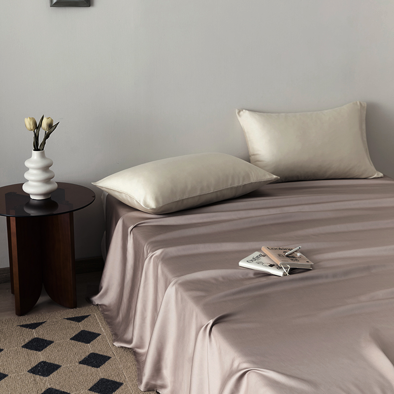 TENCEL™ Lyocell Bedding Set – Berry & Blossom Collection