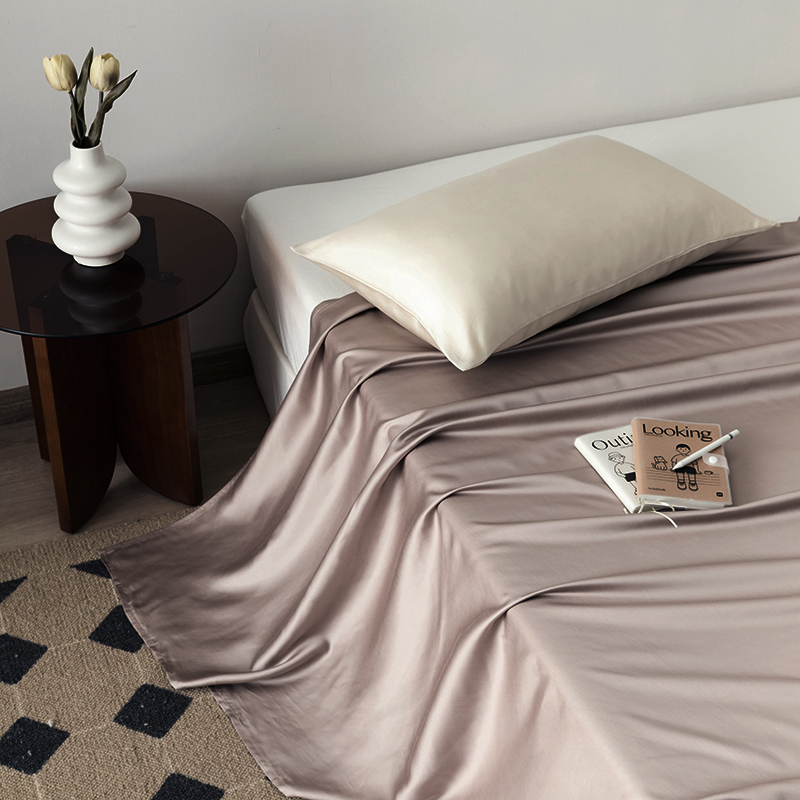 TENCEL™ Lyocell Bedding Set – Berry & Blossom Collection