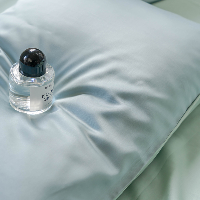 TENCEL™ Lyocell Bedding Set – Sky & Aurora Collection