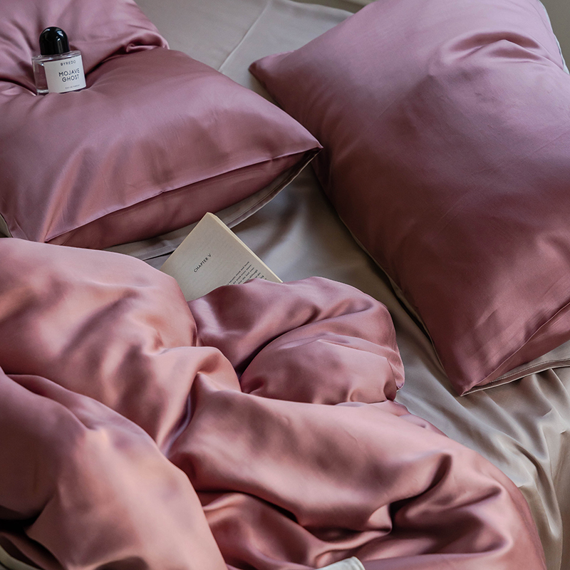 TENCEL™ Lyocell Bedding Set – Berry & Blossom Collection