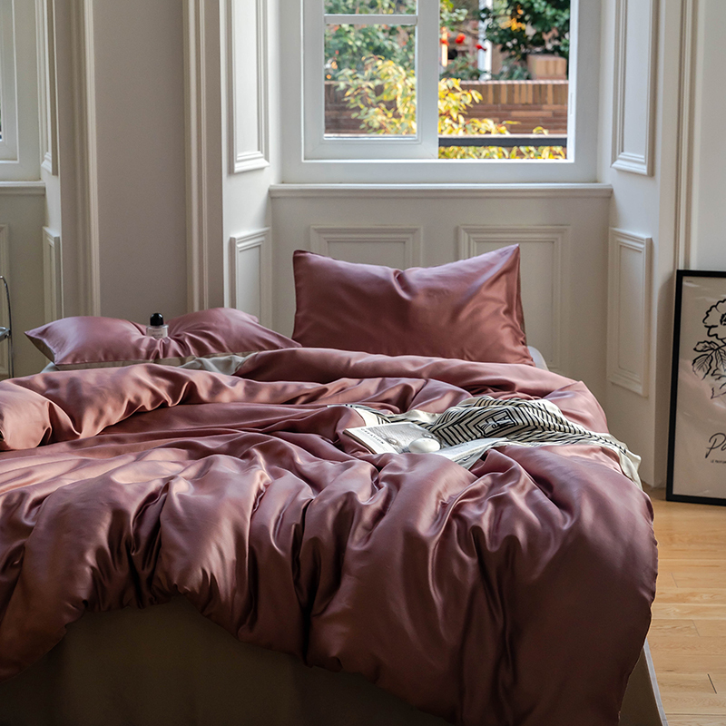 TENCEL™ Lyocell Bedding Set – Berry & Blossom Collection