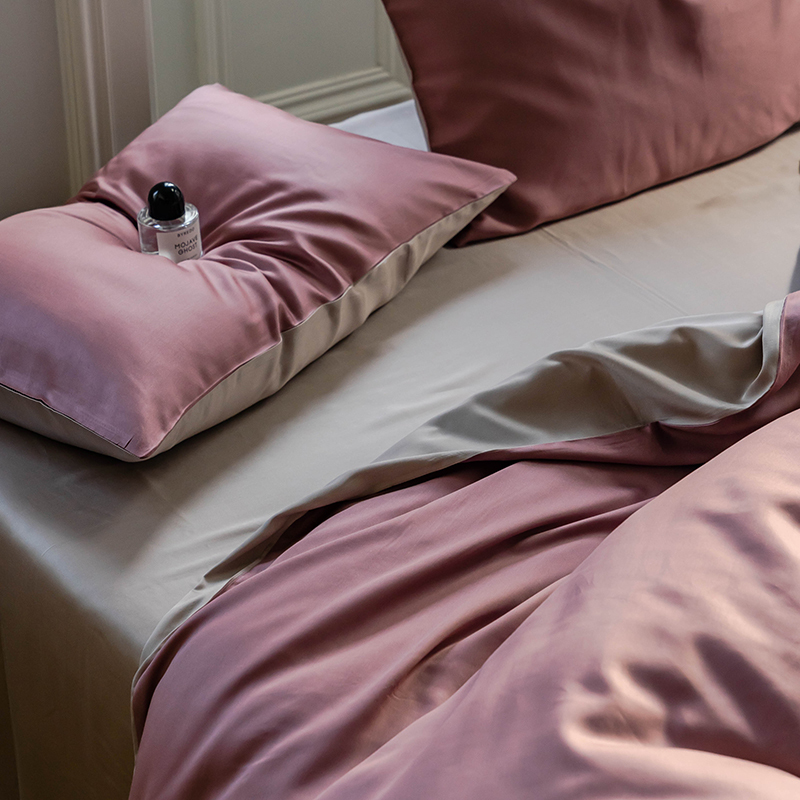 TENCEL™ Lyocell Bedding Set – Berry & Blossom Collection