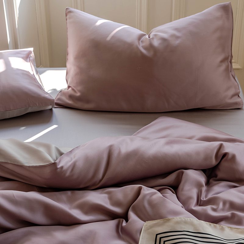 TENCEL™ Lyocell Bedding Set – Berry & Blossom Collection