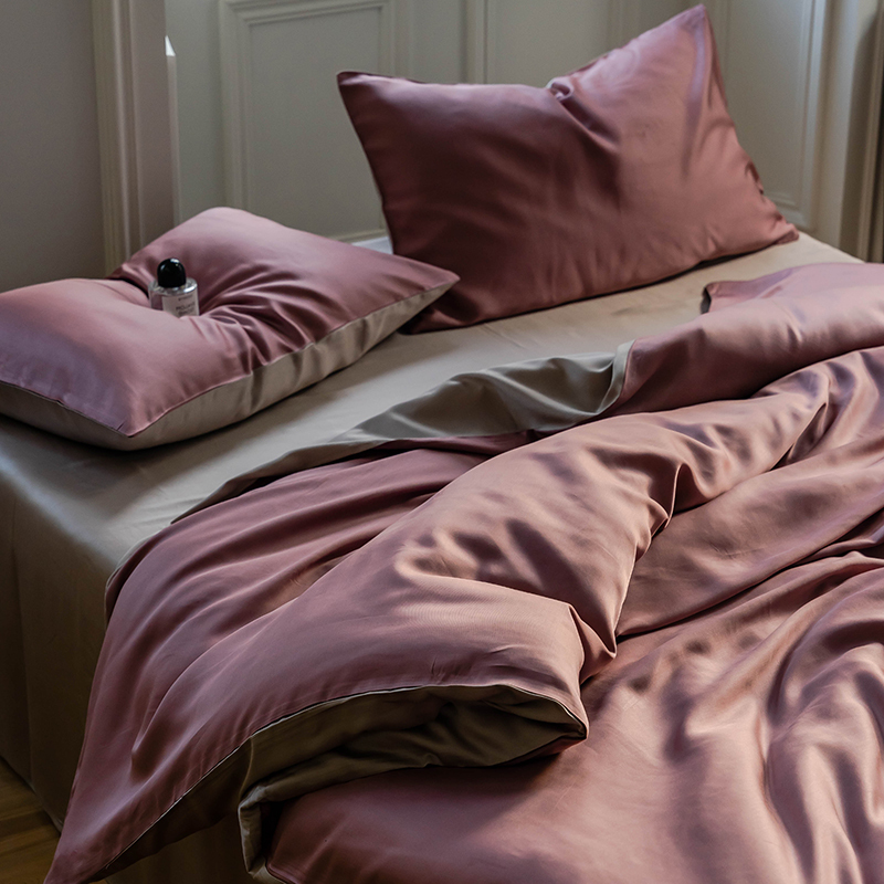 TENCEL™ Lyocell Bedding Set – Berry & Blossom Collection