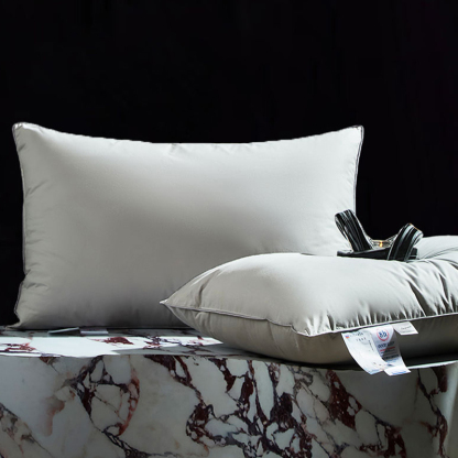 Luxury Down & Feather Pillow – Soft Hotel Comfort