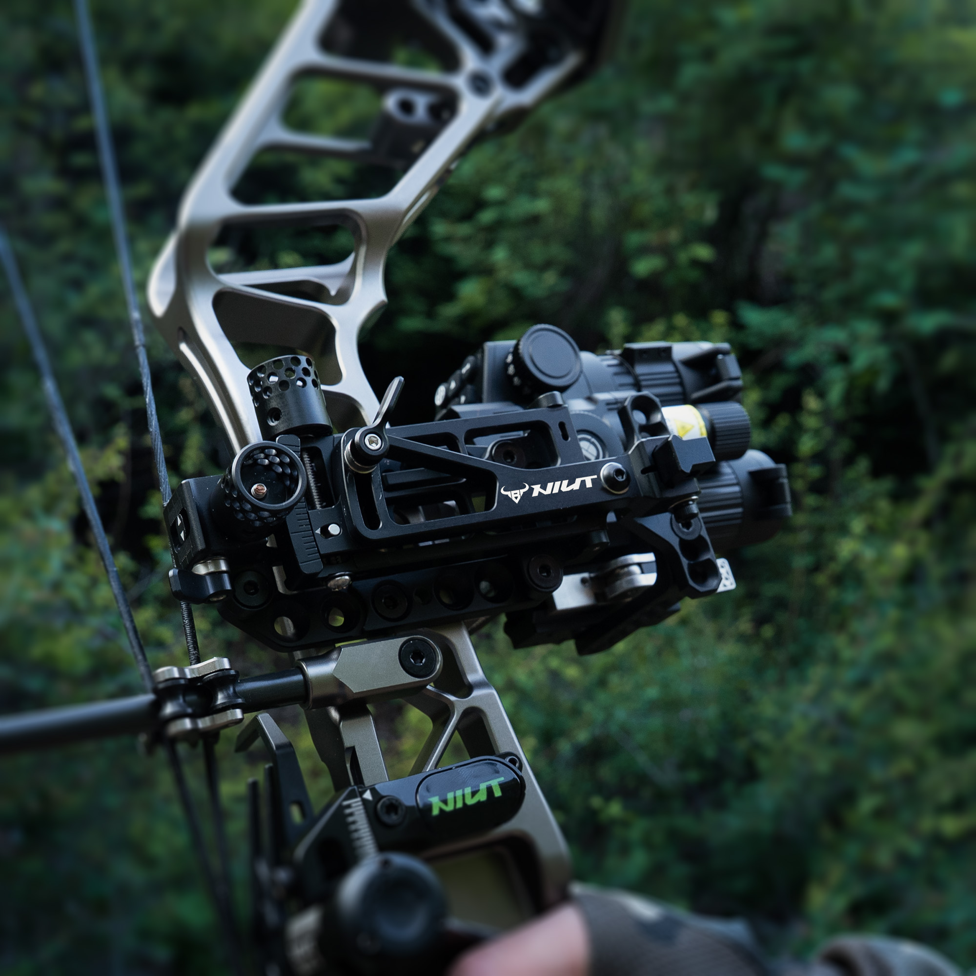 Thermal Bow Holder