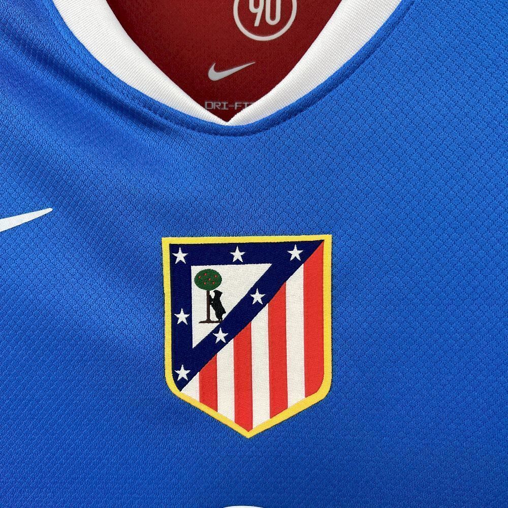 Camiseta de la tercera equipación del Atlético de Madrid (temporada 25/26)