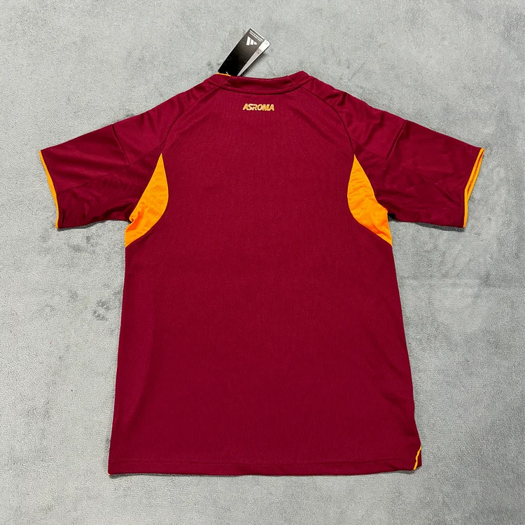 Maglia casalinga della Roma stagione 25/26