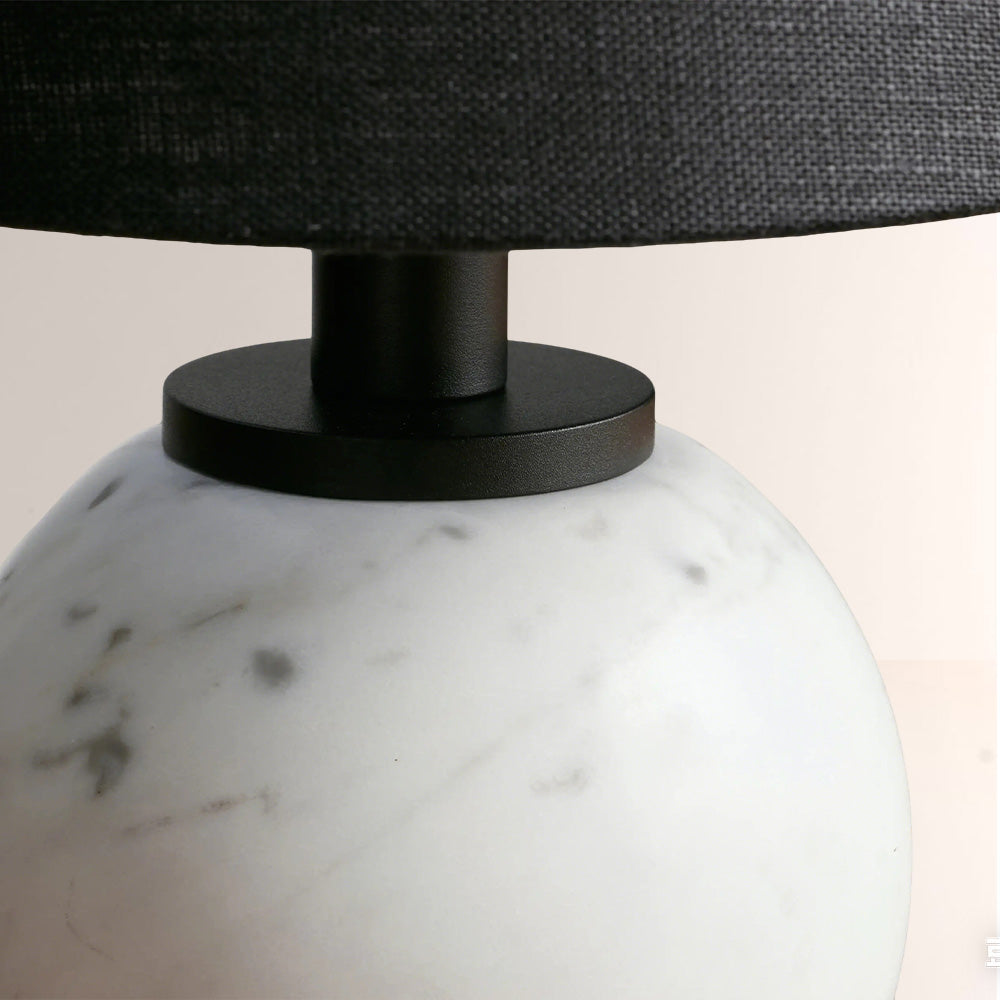 Celira Outdoor Rechargeable Lamp