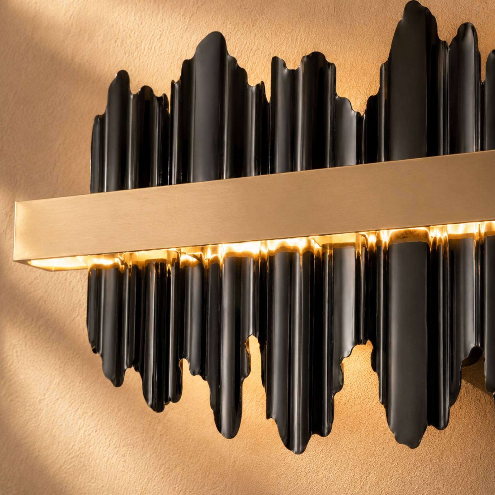 Elvira Modern Sculpture Wall Sconce