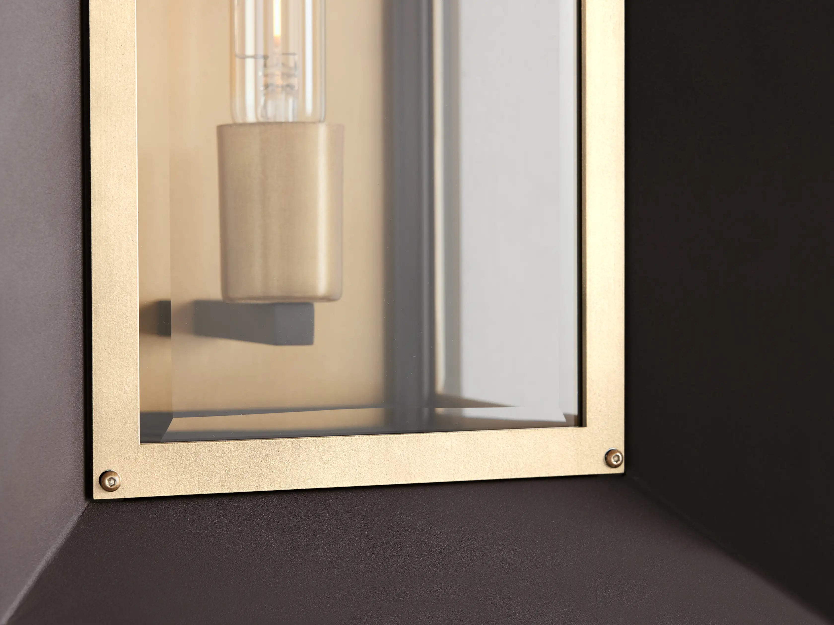 Famon Outdoor Wall Sconce