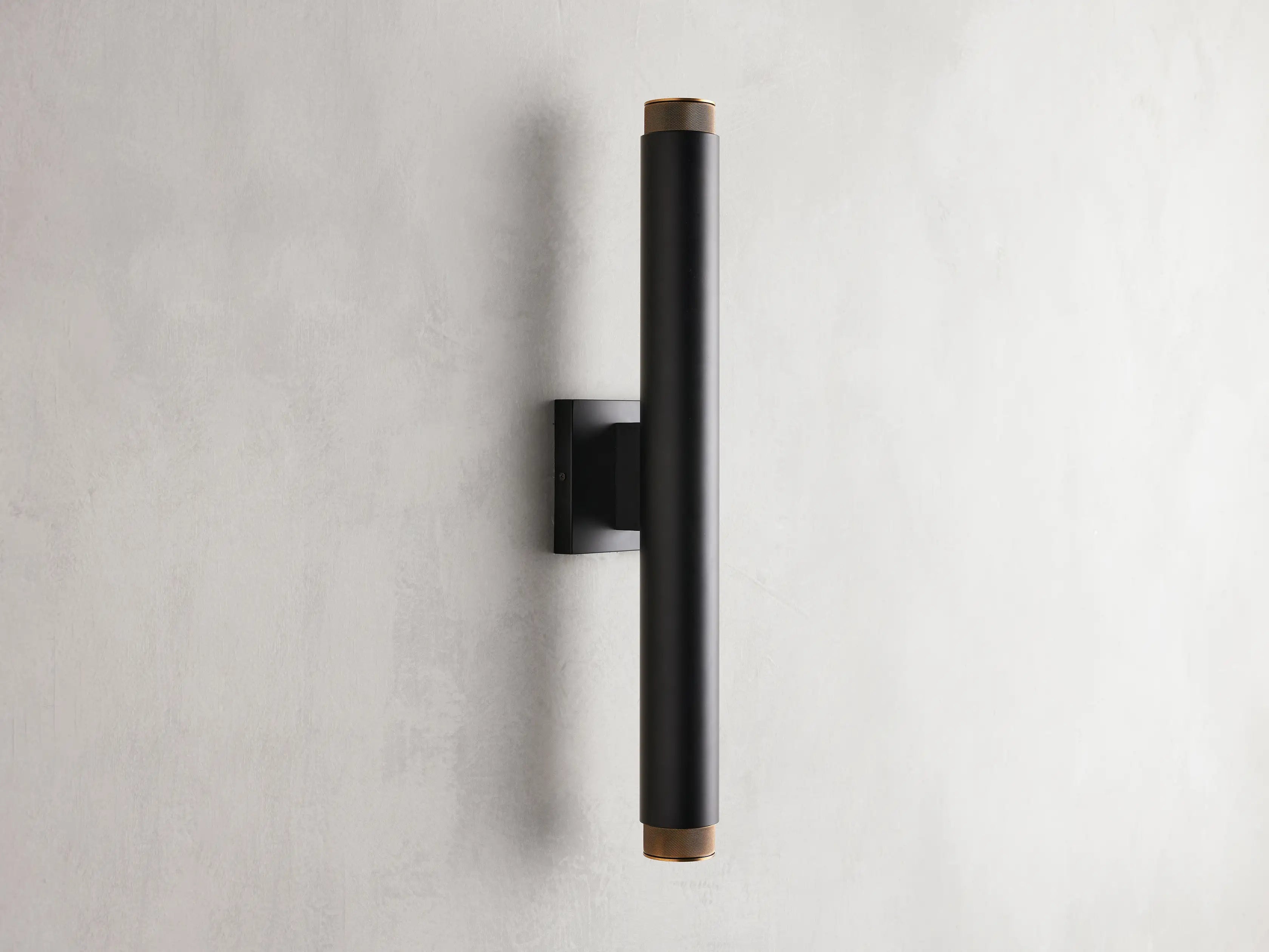 Nalight 2-Light Outdoor Wall Sconce