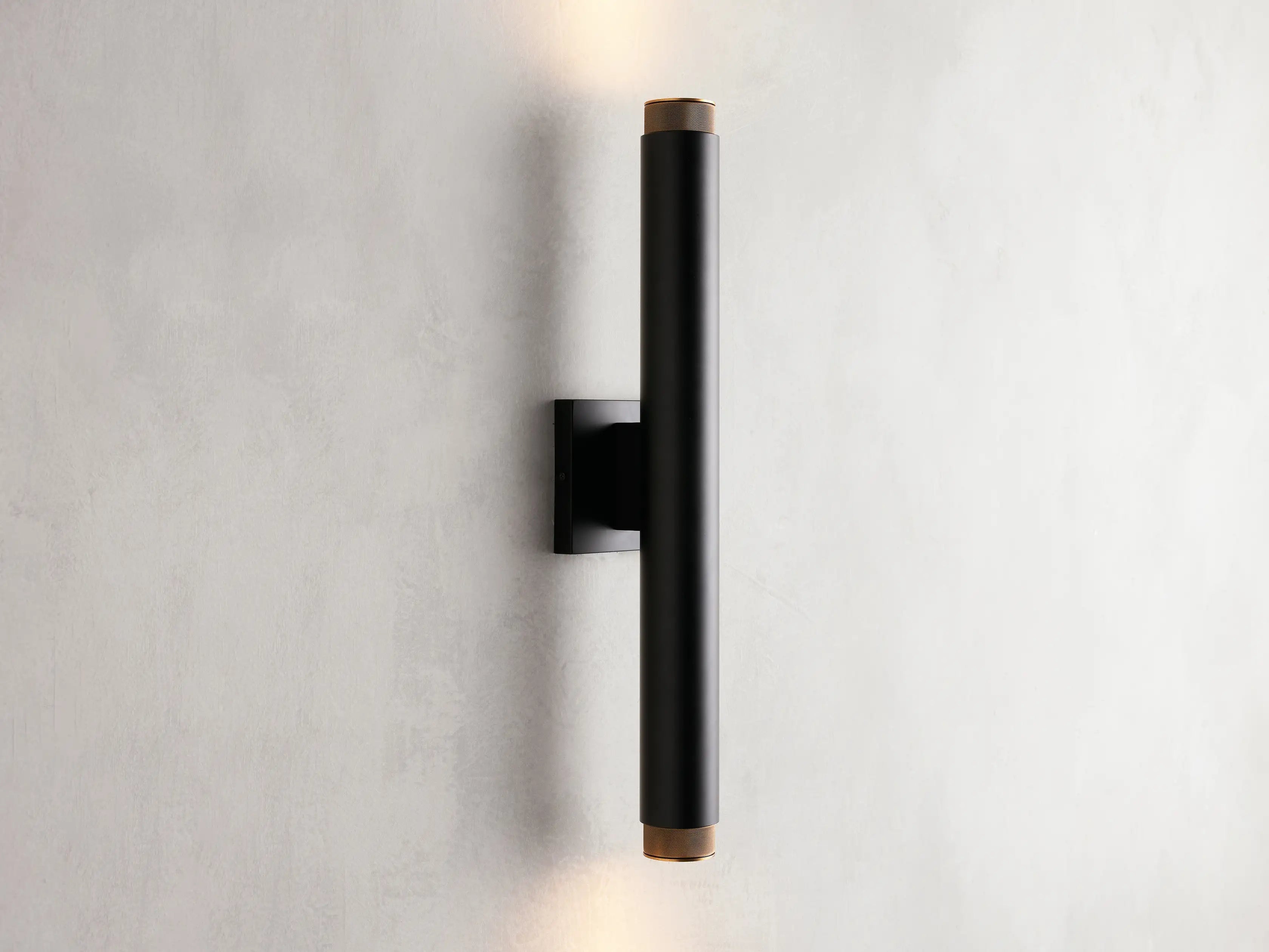 Nalight 2-Light Outdoor Wall Sconce