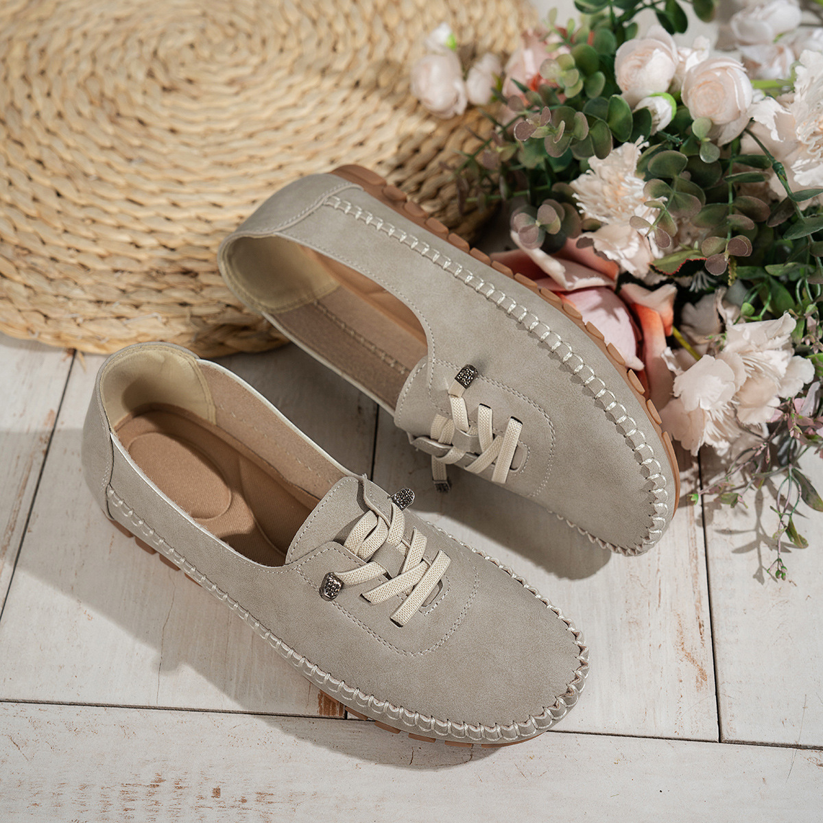 🔥Last Day Promotion 50% OFF - Women's Comfortable Soft Hand-Stitched Genuine Leather Loafers-Comfort & Reliable