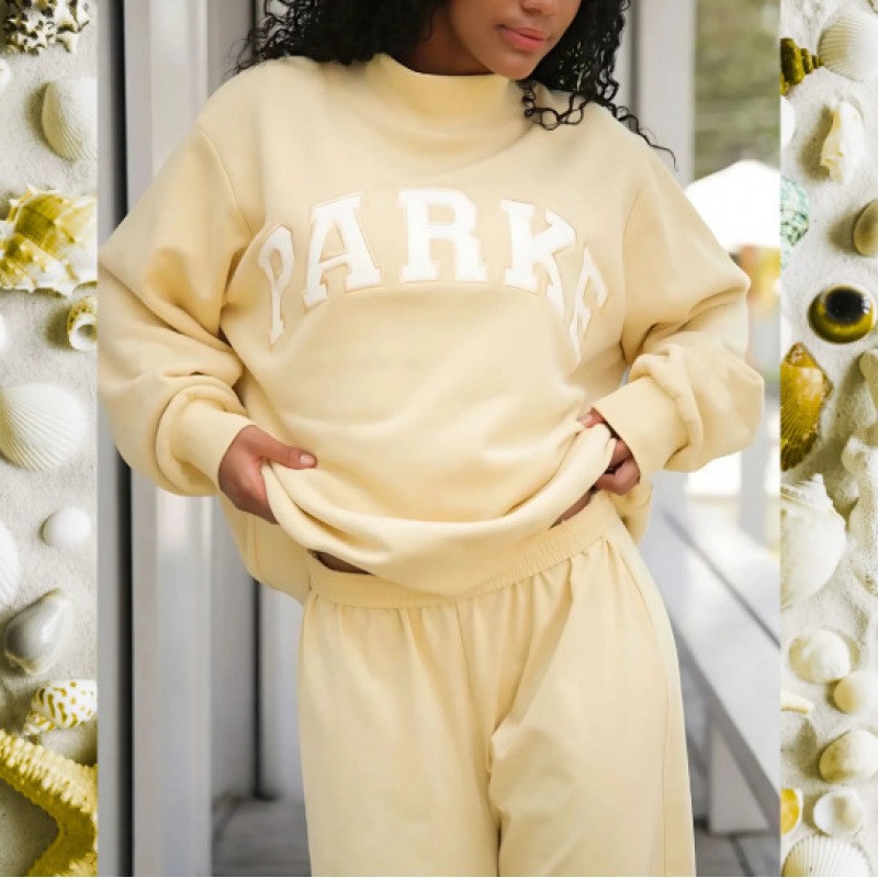 Embroidered Letter Crewneck Long-Sleeve Pullover Sweatshirt for Women