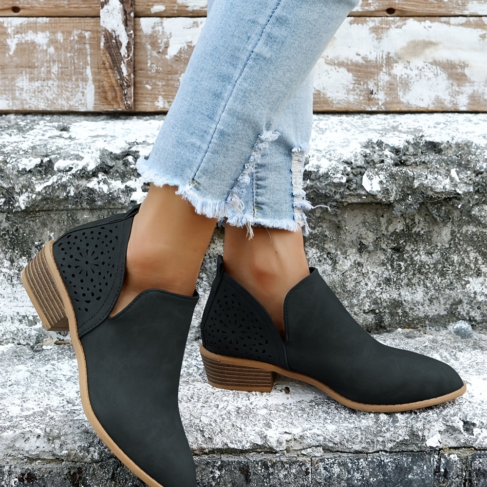 🔥Last Day Promotion 70% OFF - Women's Cutout Chunky Heel Leather Orthopedic Shoes-Comfort & Reliable