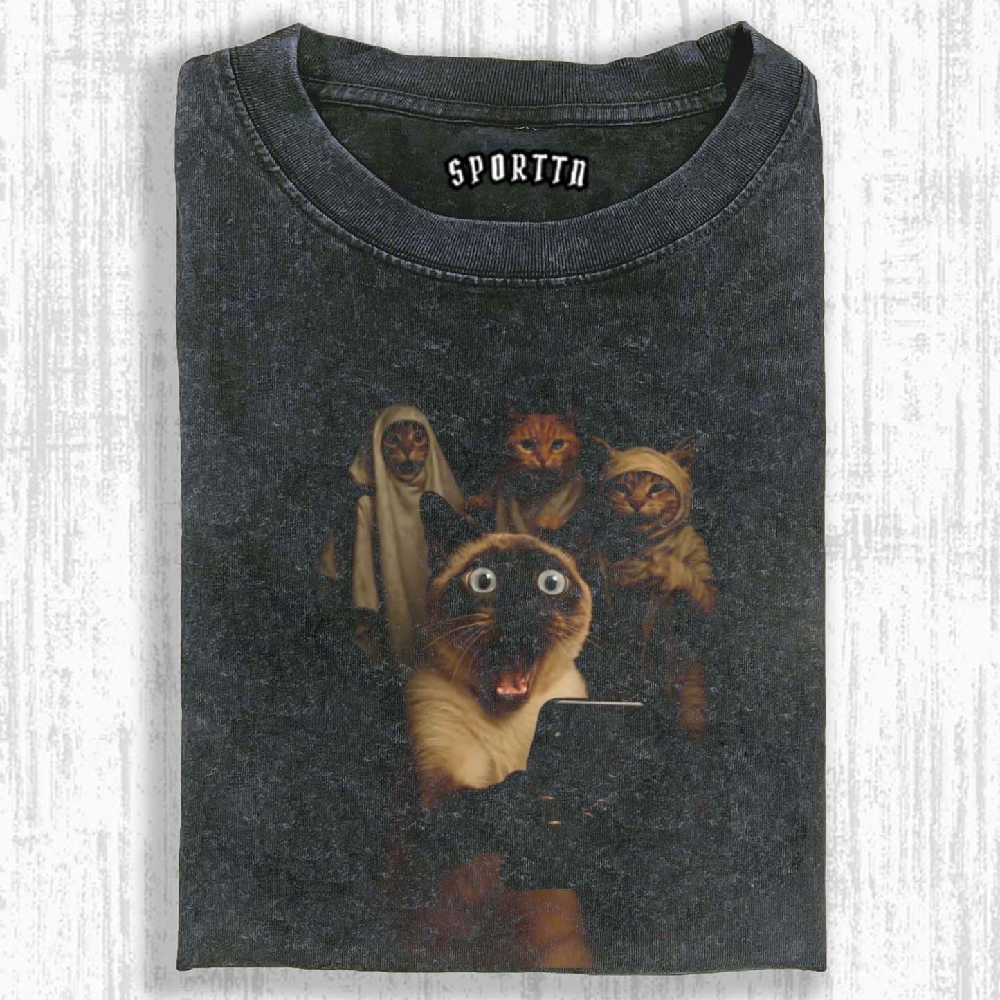 CAT’S THRILLER PARTY SELFIE TEE