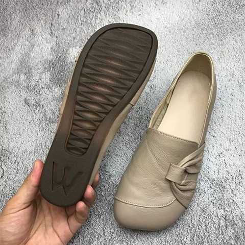 Rutschfeste Damenschuhe aus Leder mit weicher Sohle