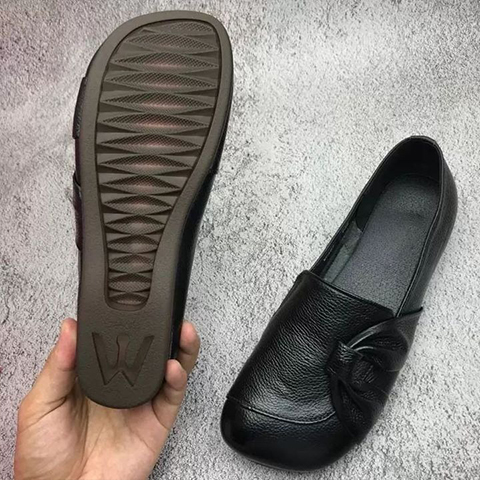 Rutschfeste Damenschuhe aus Leder mit weicher Sohle