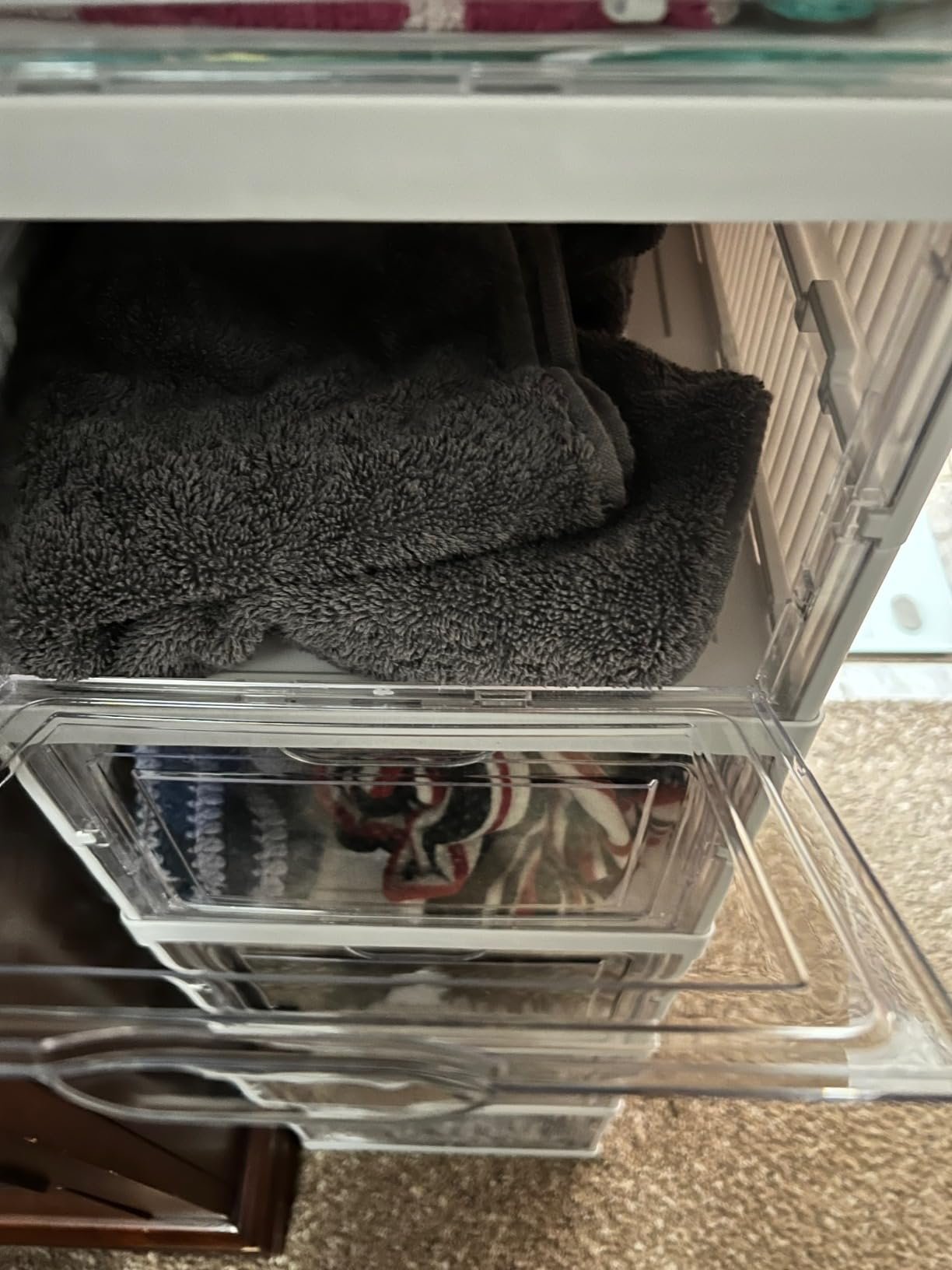 Fabulous slim design with little doors!