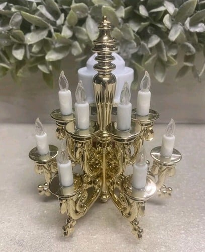 Bath & Body Works Bridgerton Gold Chandelier Nightlight Wallflower Plug