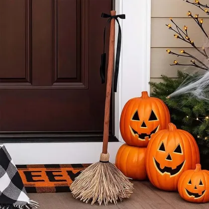 Dancing Witch Broom – Motion-Activated Halloween Prop