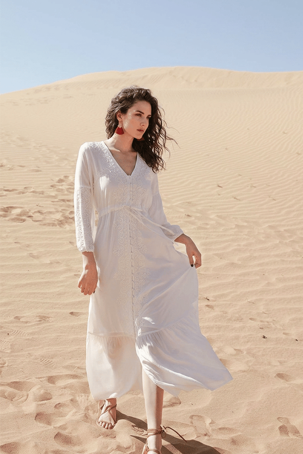 Women’s Retro Embroidered V-Neck Vacation Maxi Dress
