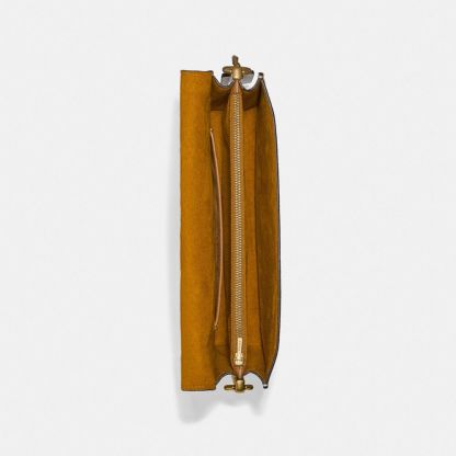 COAthtCH Classic handbags