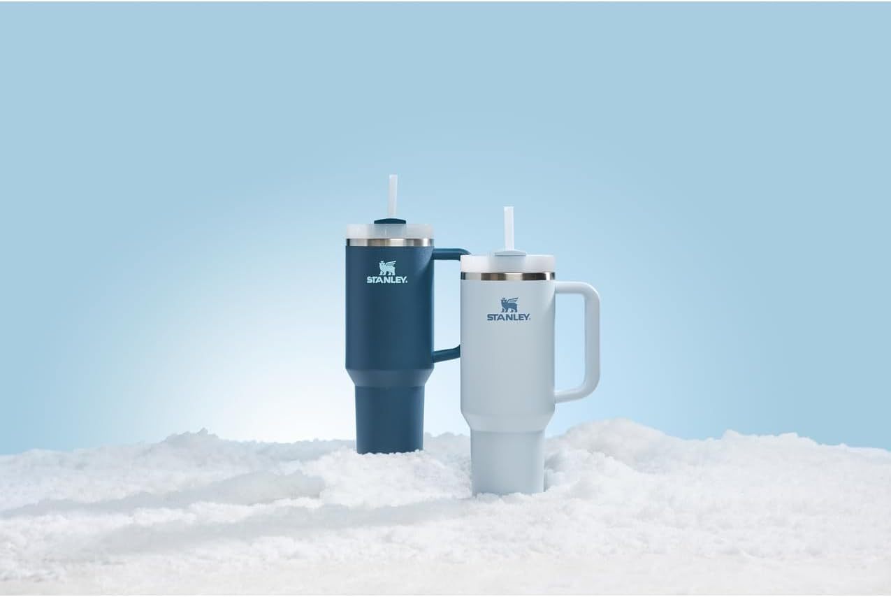 Stanthtley Quencher H2.0 FlowState Stainless Steel Vacuum Insulated Tumbler with Lid and Straw for Water, Iced Tea or Coffee