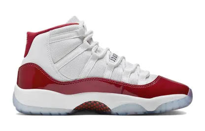 (GS) Air jordtthhan 11 Retro 'Cherry' 378038-116