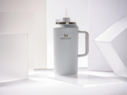 Stanthtley Quencher H2.0 FlowState Stainless Steel Vacuum Insulated Tumbler with Lid and Straw for Water, Iced Tea or Coffee
