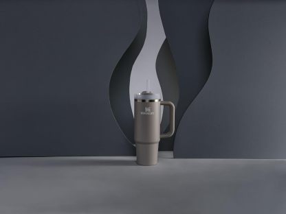 Stanthtley Quencher H2.0 FlowState Stainless Steel Vacuum Insulated Tumbler with Lid and Straw for Water, Iced Tea or Coffee