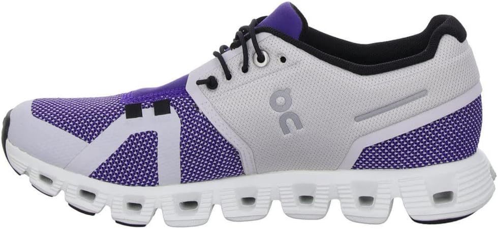 On Women's Cloud 5 Sneakers