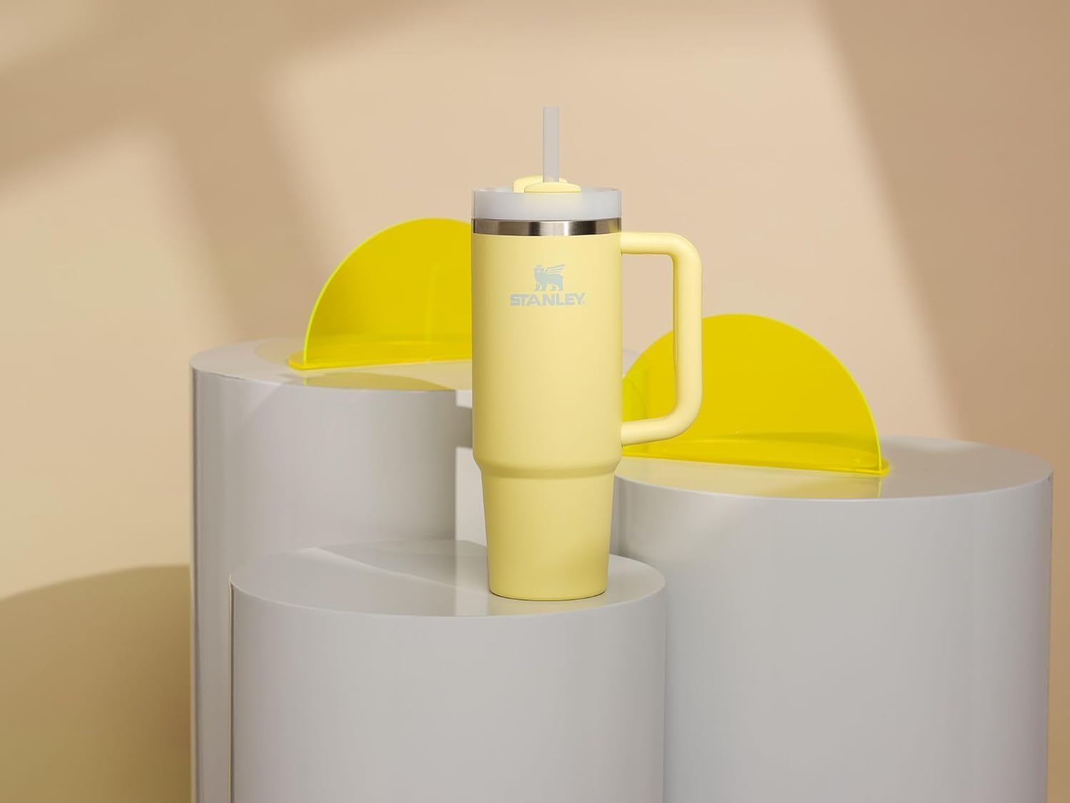 Stanthtley Quencher H2.0 FlowState Stainless Steel Vacuum Insulated Tumbler with Lid and Straw for Water, Iced Tea or Coffee
